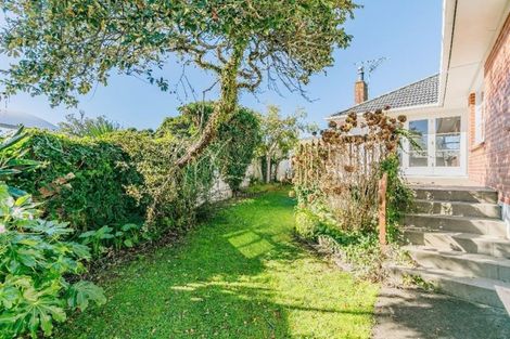 Photo of property in 1/510 East Coast Road, Windsor Park, Auckland, 0630