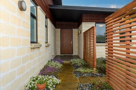 Photo of property in 14 Vantage Place, Omokoroa, 3114