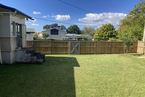 Photo of property in 1/5 Seabrook Avenue, New Lynn, Auckland, 0600