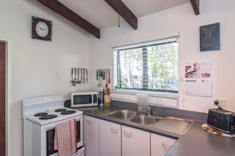 Photo of property in 27 Ruahine Street, Paraparaumu, 5032