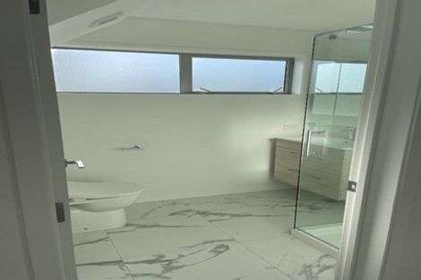 Photo of property in 1/8 Yeovil Road, Te Atatu Peninsula, Auckland, 0610