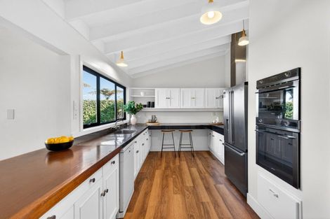 Photo of property in 9 Harvey Road, Bluff Hill, Napier, 4110