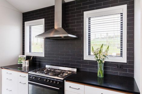 Photo of property in 10 Beechwood Road, Feilding, 4779