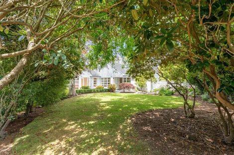 Photo of property in 8 Tuirau Place, Ilam, Christchurch, 8041