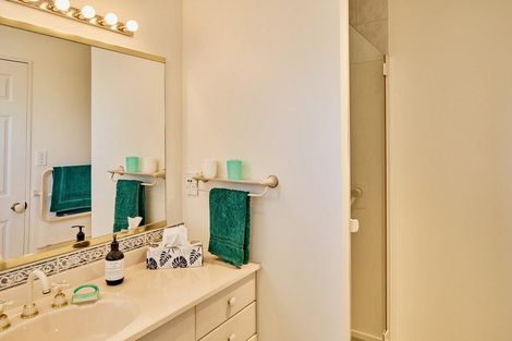 Photo of property in 4 Tombane Terrace, Papakowhai, Porirua, 5024