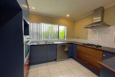 Photo of property in 69 Wayne Francis Drive, Flat Bush, Auckland, 2016