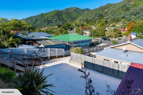 Photo of property in 61a Wairau Road, Picton, 7220