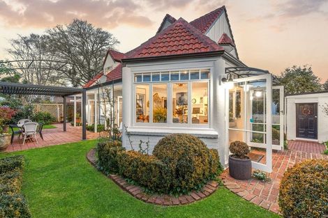 Photo of property in 25 Hall Street, Cambridge, 3434