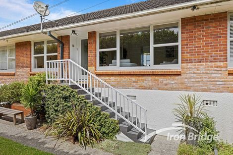 Photo of property in 3/45 Merani Street, Narrow Neck, Auckland, 0622