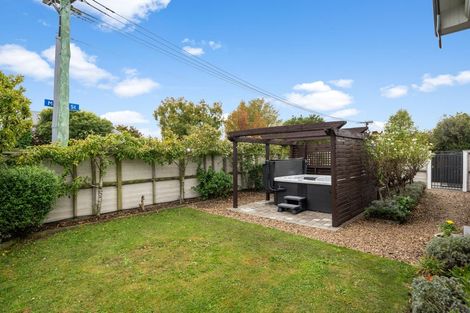 Photo of property in 12 Medway Street, Richmond, Christchurch, 8013