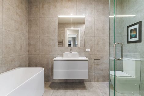 Photo of property in 23 Alps View Place, Lake Hayes, Queenstown, 9304