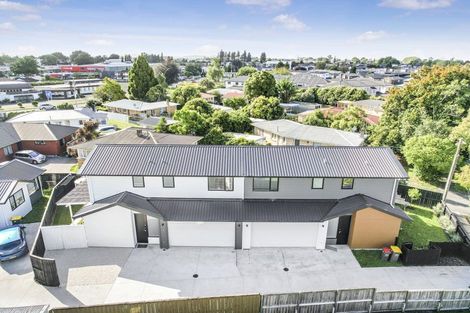 Photo of property in 2/12 Liston Crescent, Hillcrest, Hamilton, 3216