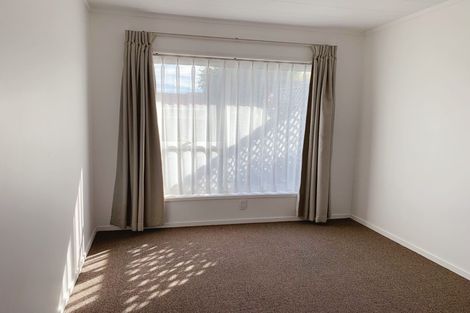 Photo of property in 1/42 Blacklock Avenue, Henderson, Auckland, 0612