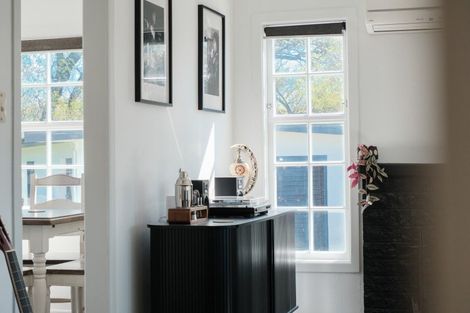 Photo of property in 10 Jarmey Place, Mangakakahi, Rotorua, 3015