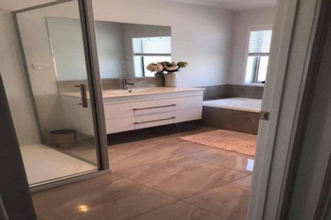 Photo of property in 14 Kahuparere Crescent, Pyes Pa, Tauranga, 3112