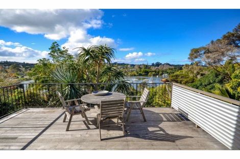 Photo of property in 22 Riverview Road, Kerikeri, 0230