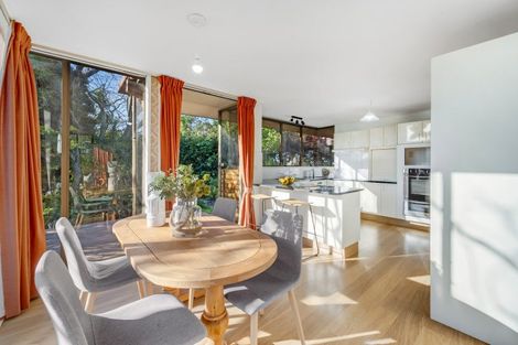 Photo of property in 12 Dayspring Way, Pakuranga, Auckland, 2010