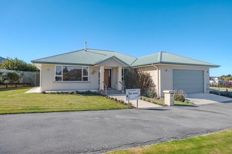 Photo of property in 62 Essex Street, Weston, Oamaru, 9401