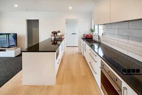 Photo of property in 88 Hillcrest Road, Raumati Beach, Paraparaumu, 5032