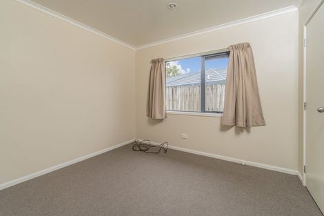 Photo of property in 16 Sambrooke Crescent, Flat Bush, Auckland, 2019