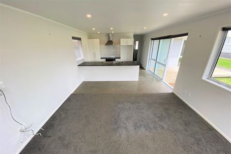 Photo of property in 6 Chisholm Place, Mangere East, Auckland, 2024