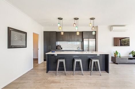 Photo of property in 14 Kotuku Lane, Hobsonville, Auckland, 0616