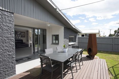 Photo of property in 1 Anne Street, Winton, 9720