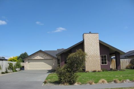 Photo of property in 19 Woodhaven Place, Parklands, Christchurch, 8083