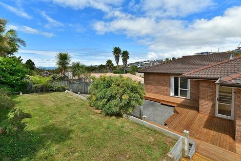 Photo of property in 11 Ambassador Glade, Orewa, 0931