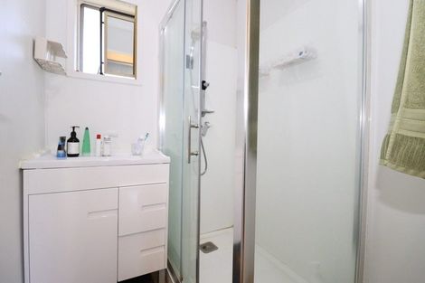 Photo of property in 1/48 Mirrabooka Avenue, Botany Downs, Auckland, 2010