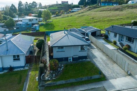 Photo of property in 77 Walker Crescent, East Gore, Gore, 9710