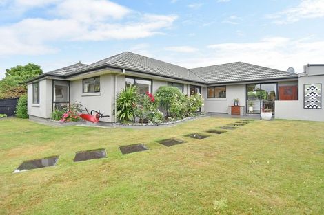 Photo of property in 11 Baltic Place, Northwood, Christchurch, 8051