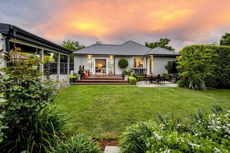 Photo of property in 11 Buckleys Road, Rangiora, 7400