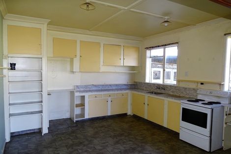 Photo of property in 1/145 Esk Street, Invercargill, 9810