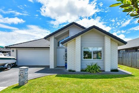 Photo of property in 61 Turnberry Drive, Wattle Downs, Auckland, 2103