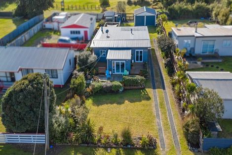 Photo of property in 50 Koputara Road, Himatangi Beach, Foxton, 4891