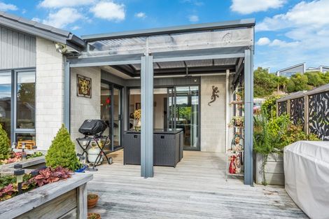 Photo of property in 24 Margaret Shields Avenue, Aotea, Porirua, 5024