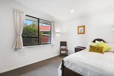 Photo of property in 30 Sayers Crescent, Ilam, Christchurch, 8041