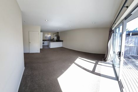 Photo of property in 1/48 Taharoto Road, Takapuna, Auckland, 0622