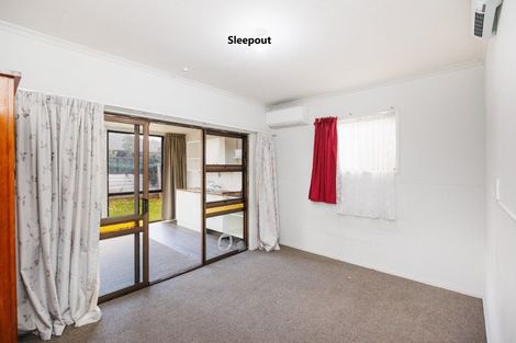Photo of property in 25 Haast Place, Awapuni, Palmerston North, 4412