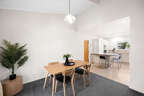 Photo of property in 60 Pulham Crescent, Queenwood, Hamilton, 3210