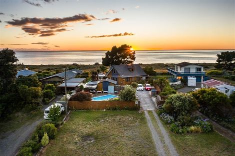Photo of property in 196 Rarangi Beach Road, Rarangi, Blenheim, 7273