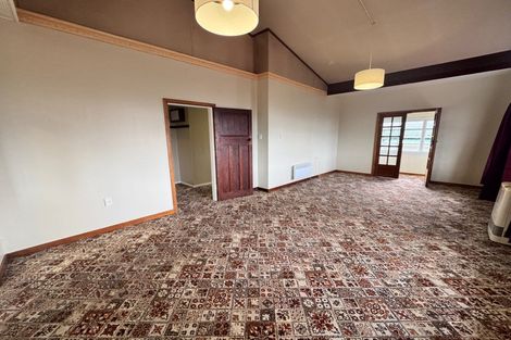 Photo of property in 68 Mortimer Terrace, Brooklyn, Wellington, 6021
