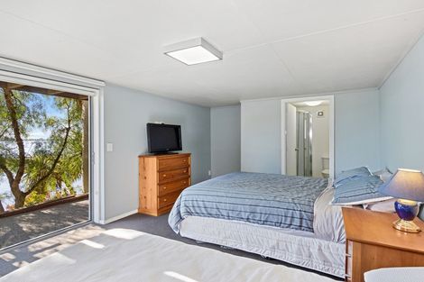 Photo of property in 150 Mccormacks Bay Road, Redcliffs, Christchurch, 8081