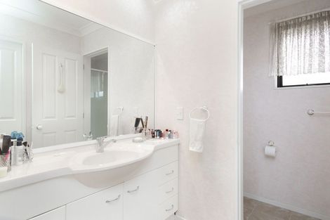 Photo of property in 87 Spinnaker Drive, Flagstaff, Hamilton, 3210