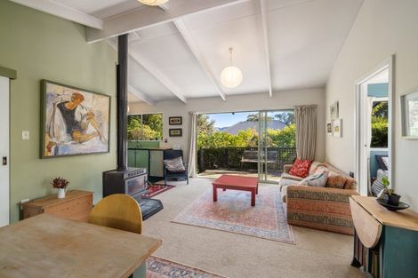 Photo of property in 13 Purau Avenue, Diamond Harbour, 8972