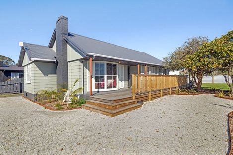 Photo of property in 35 Ida Road, Outer Kaiti, Gisborne, 4010