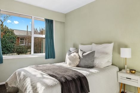 Photo of property in 6 Seagrave Place, Ilam, Christchurch, 8041