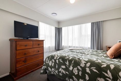 Photo of property in 55 Mears Road, St Andrews, Hamilton, 3200