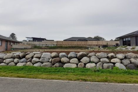 Photo of property in 16 Masters Lane, Waitara, 4320